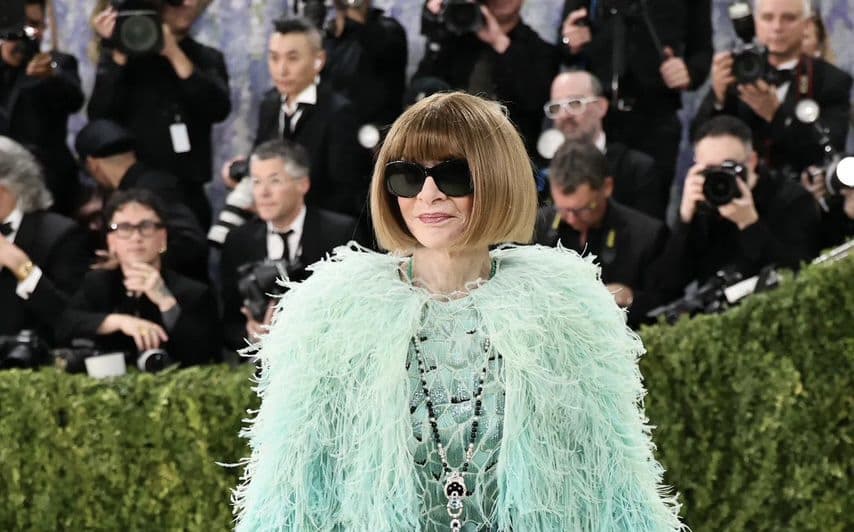 anna wintour chanel vogue met gala.