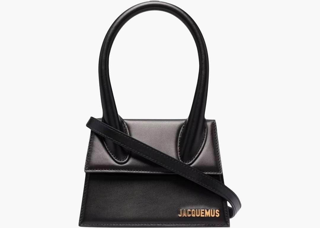 A photo of jacquemus bag