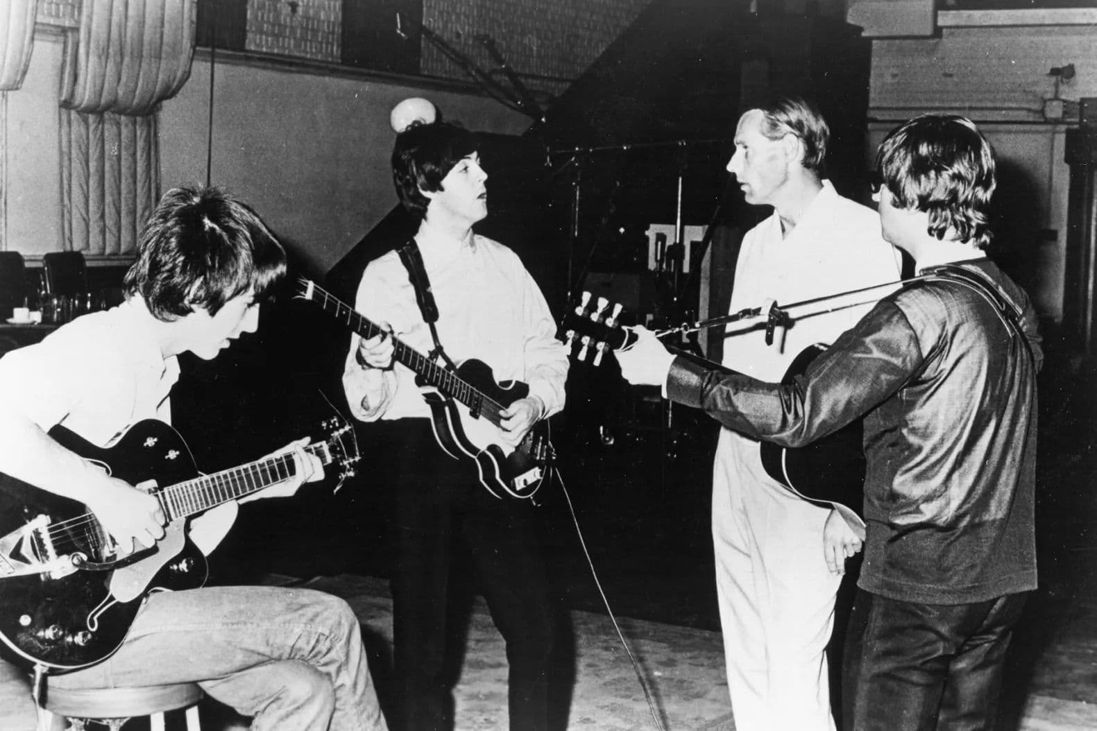 NEW BOOK ‘GEORGE MARTIN: THE SCORES’ REVEALS HOW THE BEATLES PRODUCER DID IT